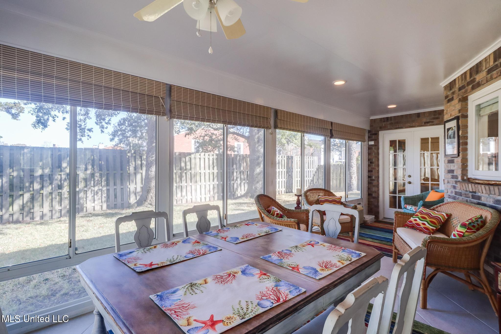 2590 Rue Palafox Biloxi, MS 39531 - Photo 18 of 25 IMG_0676-Edit