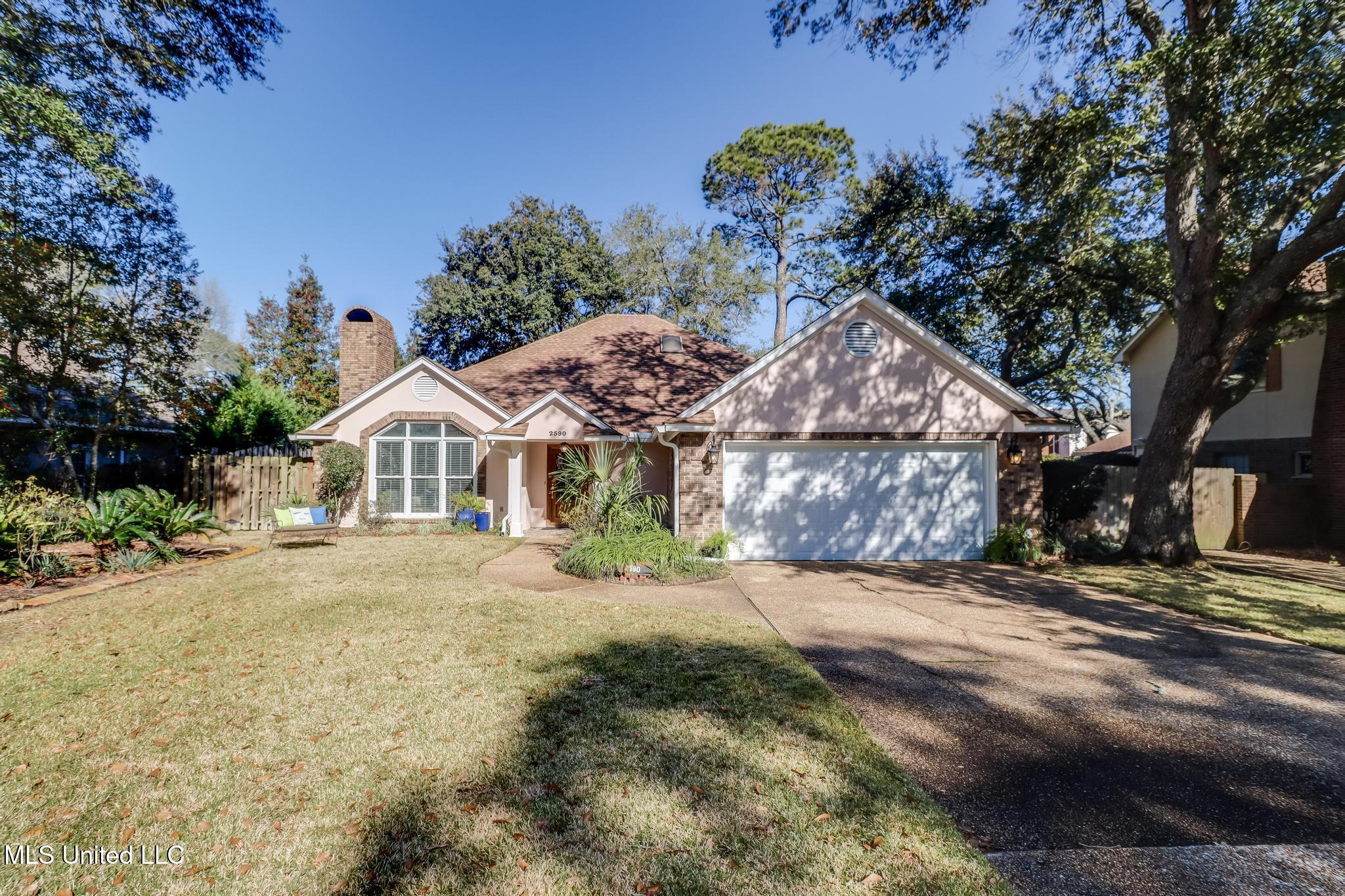 2590 Rue Palafox Biloxi, MS 39531 - Photo 24 of 25 IMG_0694-Edit