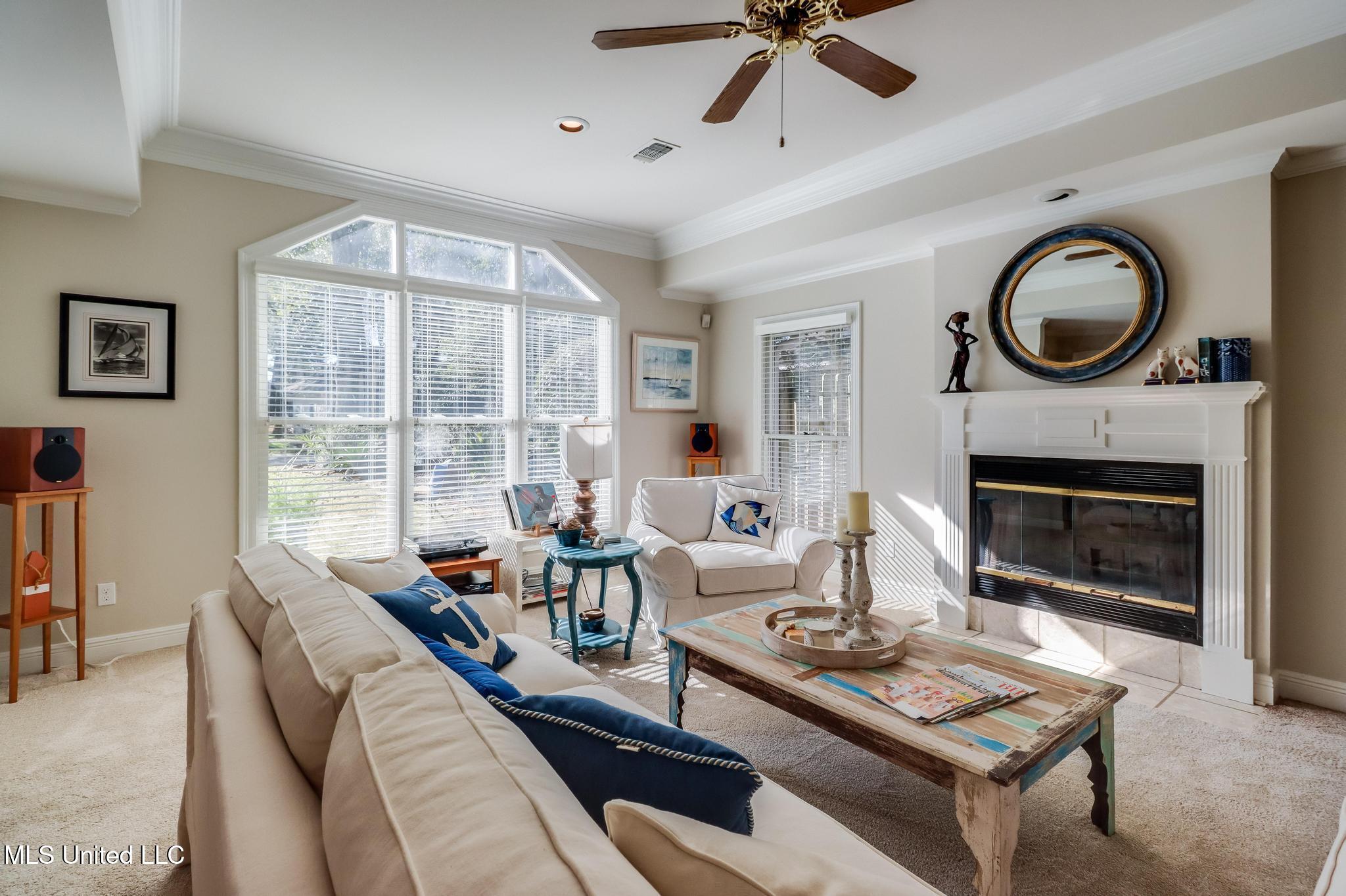 2590 Rue Palafox Biloxi, MS 39531 - Photo 4 of 25 IMG_0628-Edit