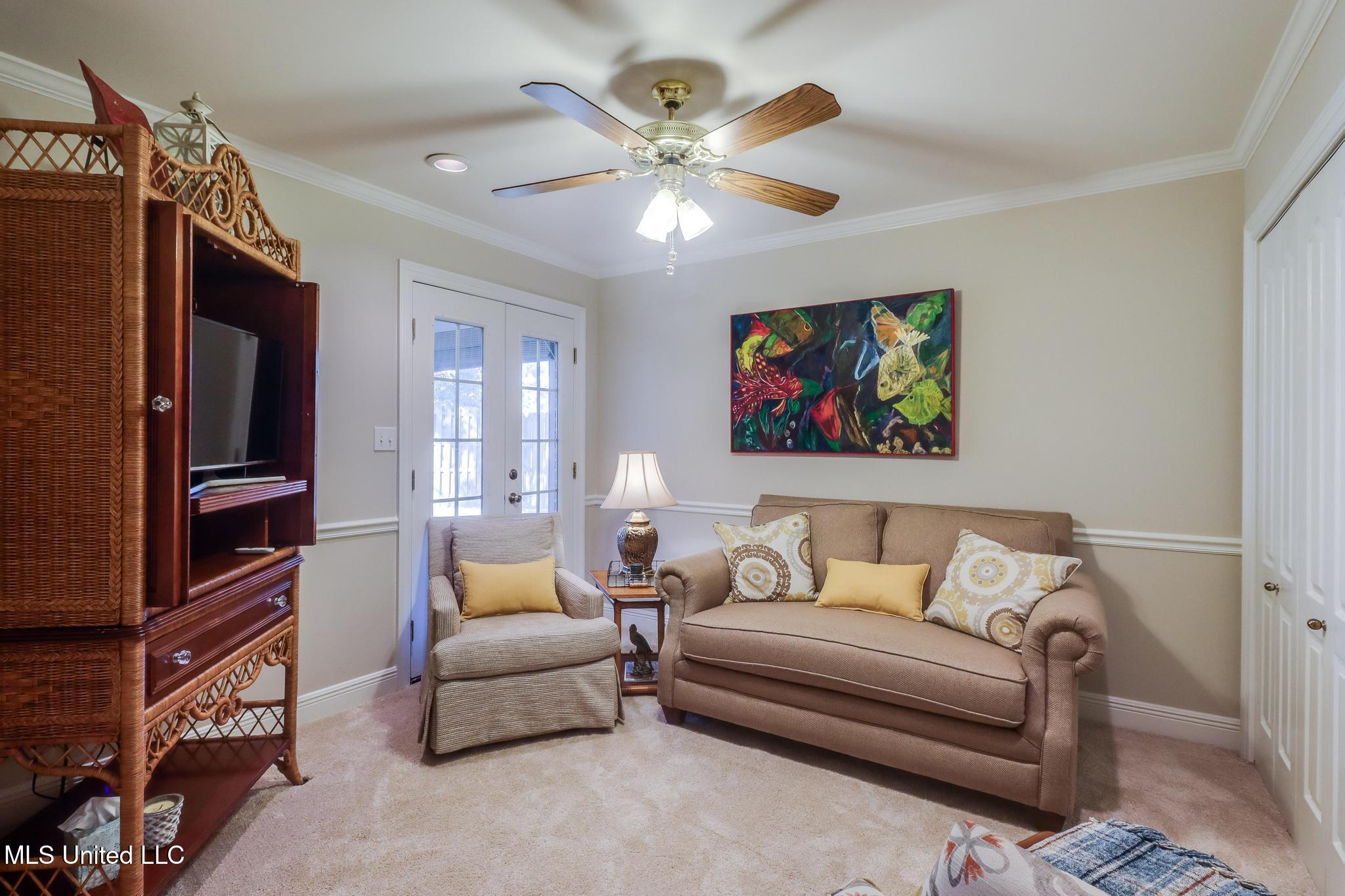 2590 Rue Palafox Biloxi, MS 39531 - Photo 9 of 25 IMG_0646-Edit