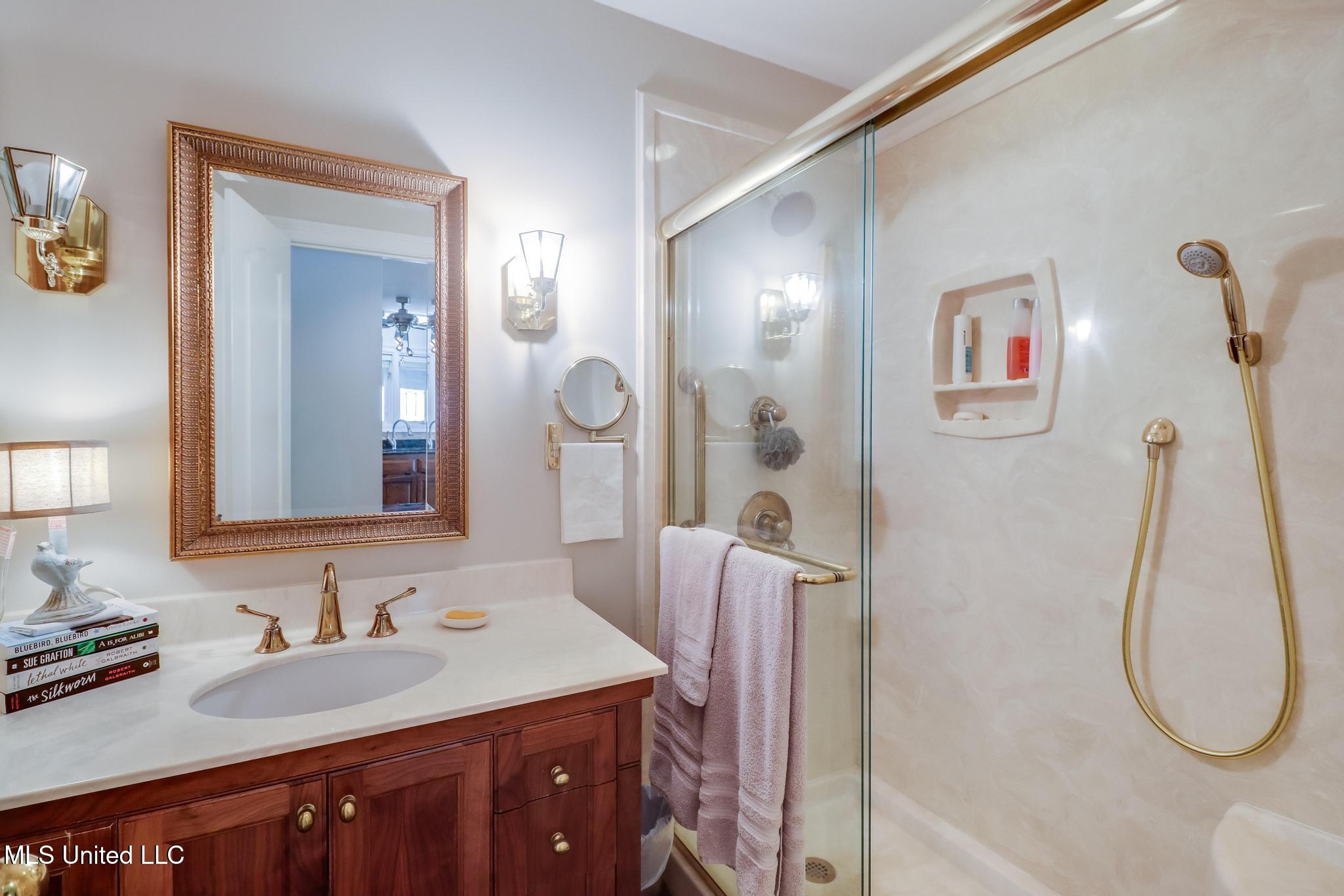 2590 Rue Palafox Biloxi, MS 39531 - Photo 10 of 25 IMG_0643-Edit