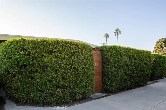 $849,000 | 541 Bernard Street, Costa Mesa, CA 92627