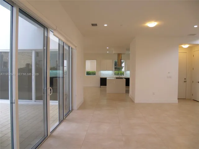 $8,000 | 10053 Northwest 76th Terrace, Doral, FL 33178