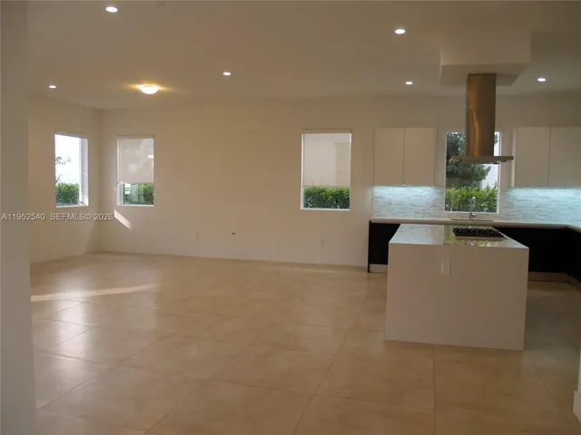 $8,000 | 10053 Northwest 76th Terrace, Doral, FL 33178