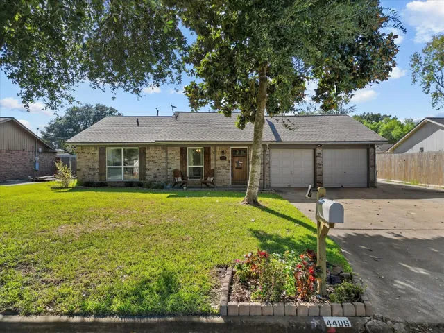 $265,000 | 4406 B Bar Drive, Santa Fe, TX 77510