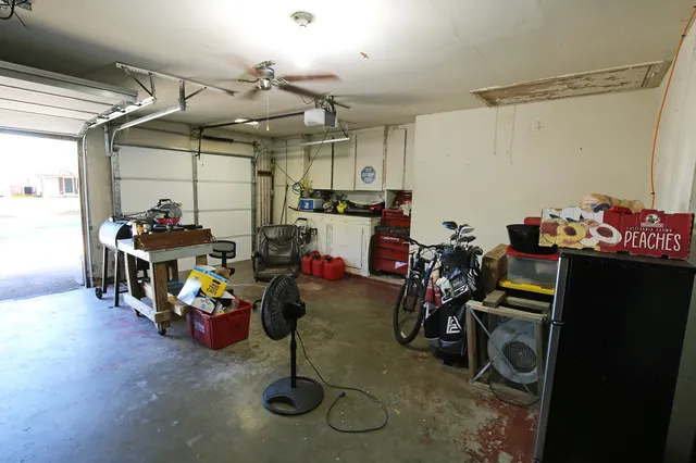 $260,000 | 4406 B Bar Drive, Santa Fe, TX 77510