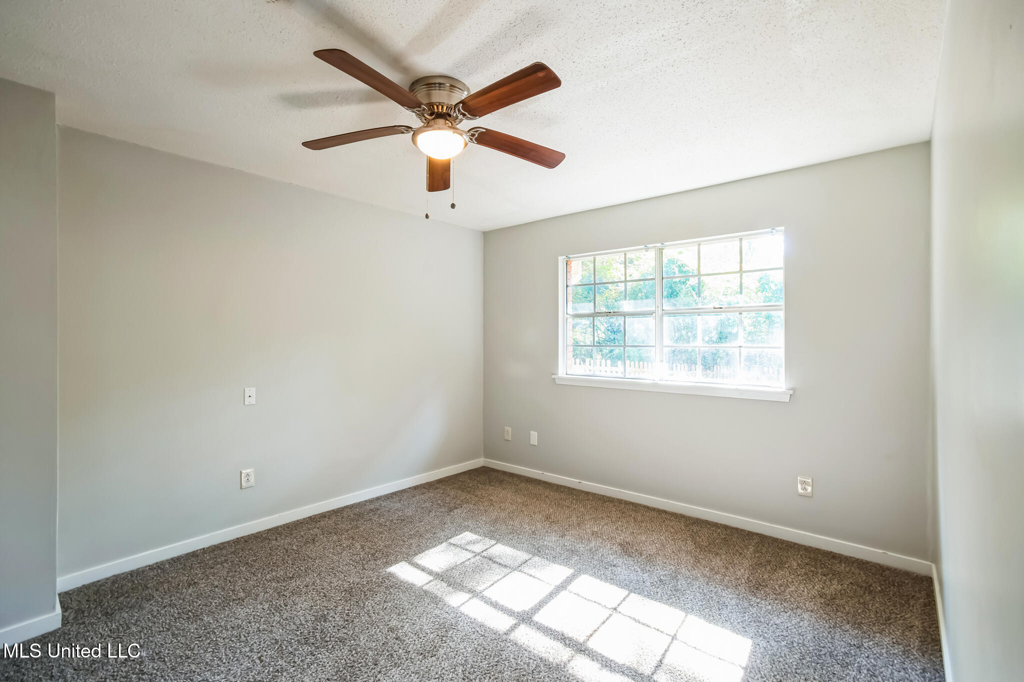 102 Friars Cove Clinton, MS 39056 - Photo 17 of 27 20_102_Friars_Cove_Clinton_MS_39056_USA-