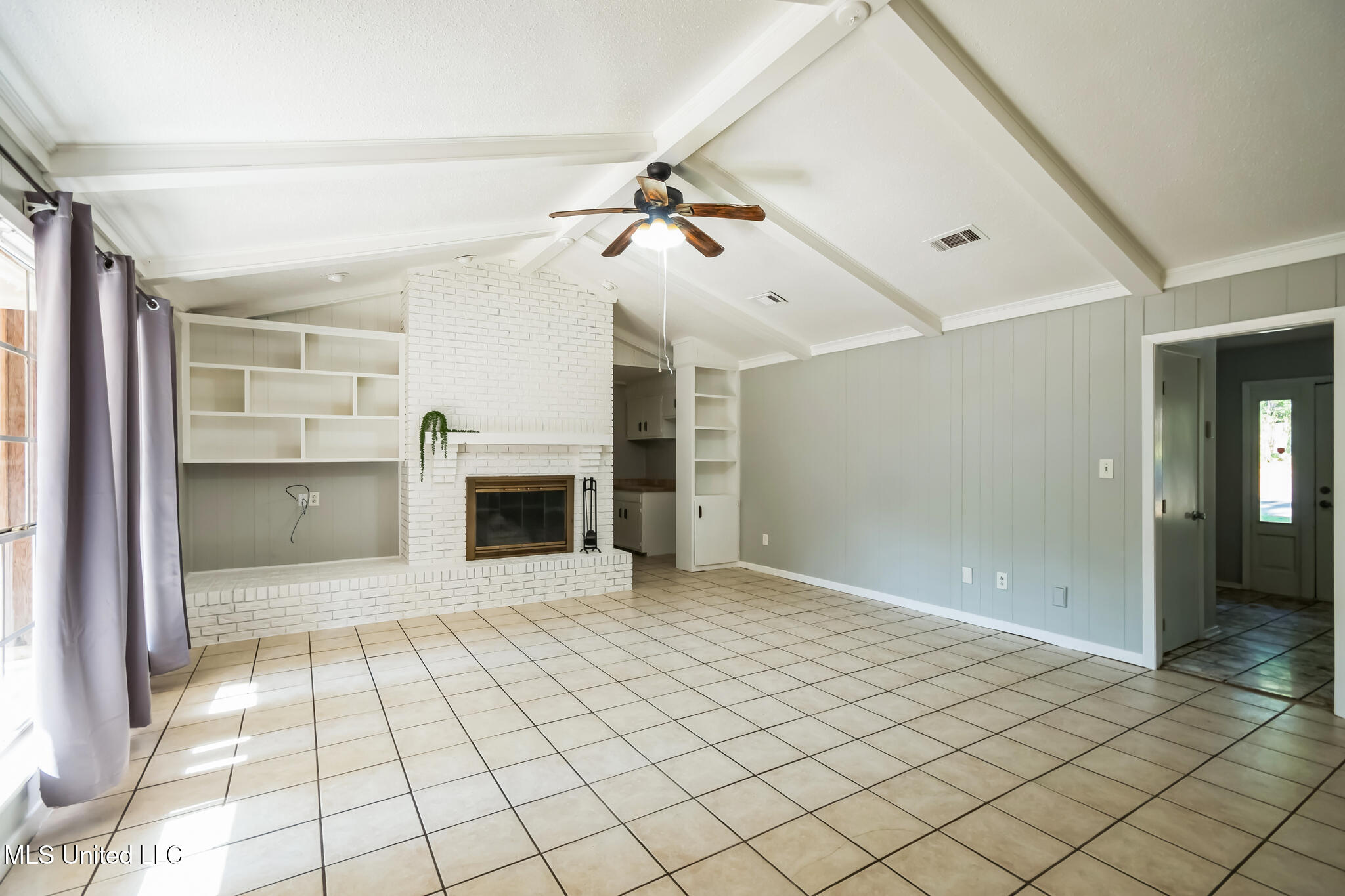 102 Friars Cove Clinton, MS 39056 - Photo 6 of 27 08_102_Friars_Cove_Clinton_MS_39056_USA-