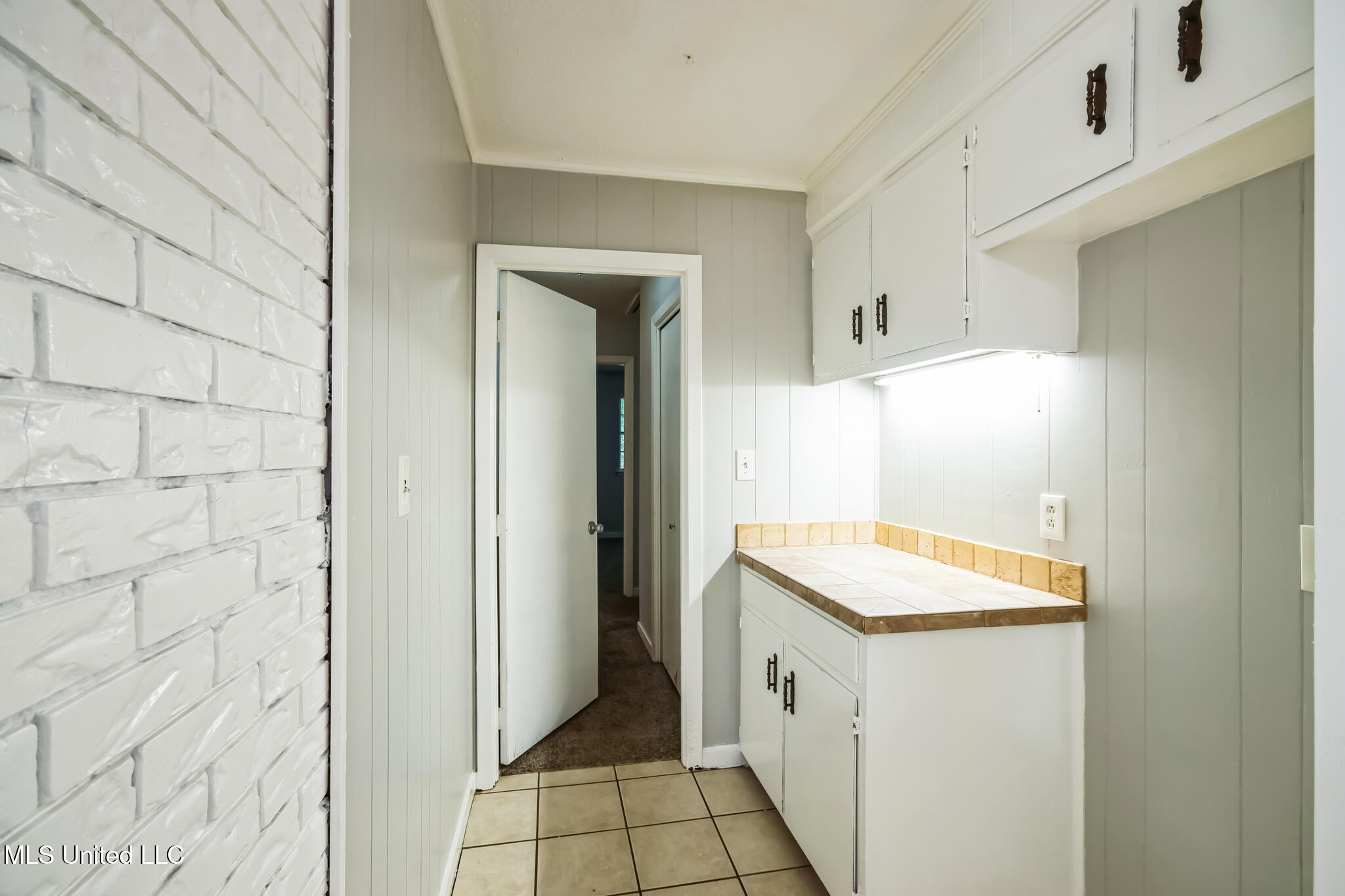 102 Friars Cove Clinton, MS 39056 - Photo 10 of 27 11_102_Friars_Cove_Clinton_MS_39056_USA-