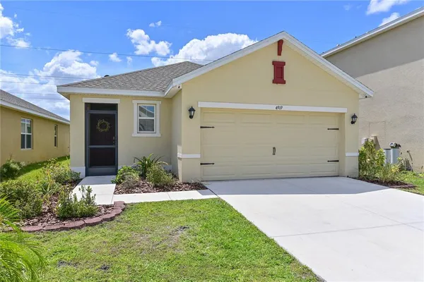 $307,900 | 4919 Wedgeleaf Way, Palmetto, FL 34221
