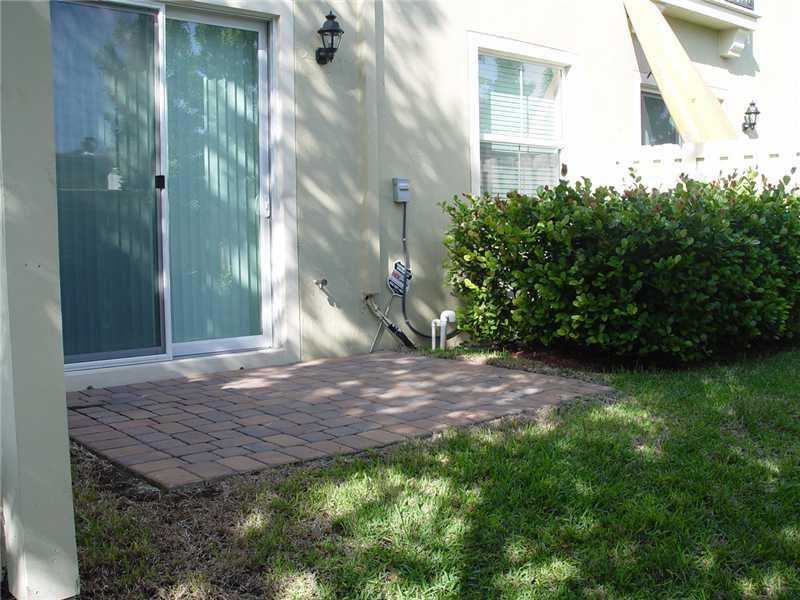 2851 Prospect Road, Unit 201 Tamarac, FL 33309 - Photo 5 of 19 Patio/Deck