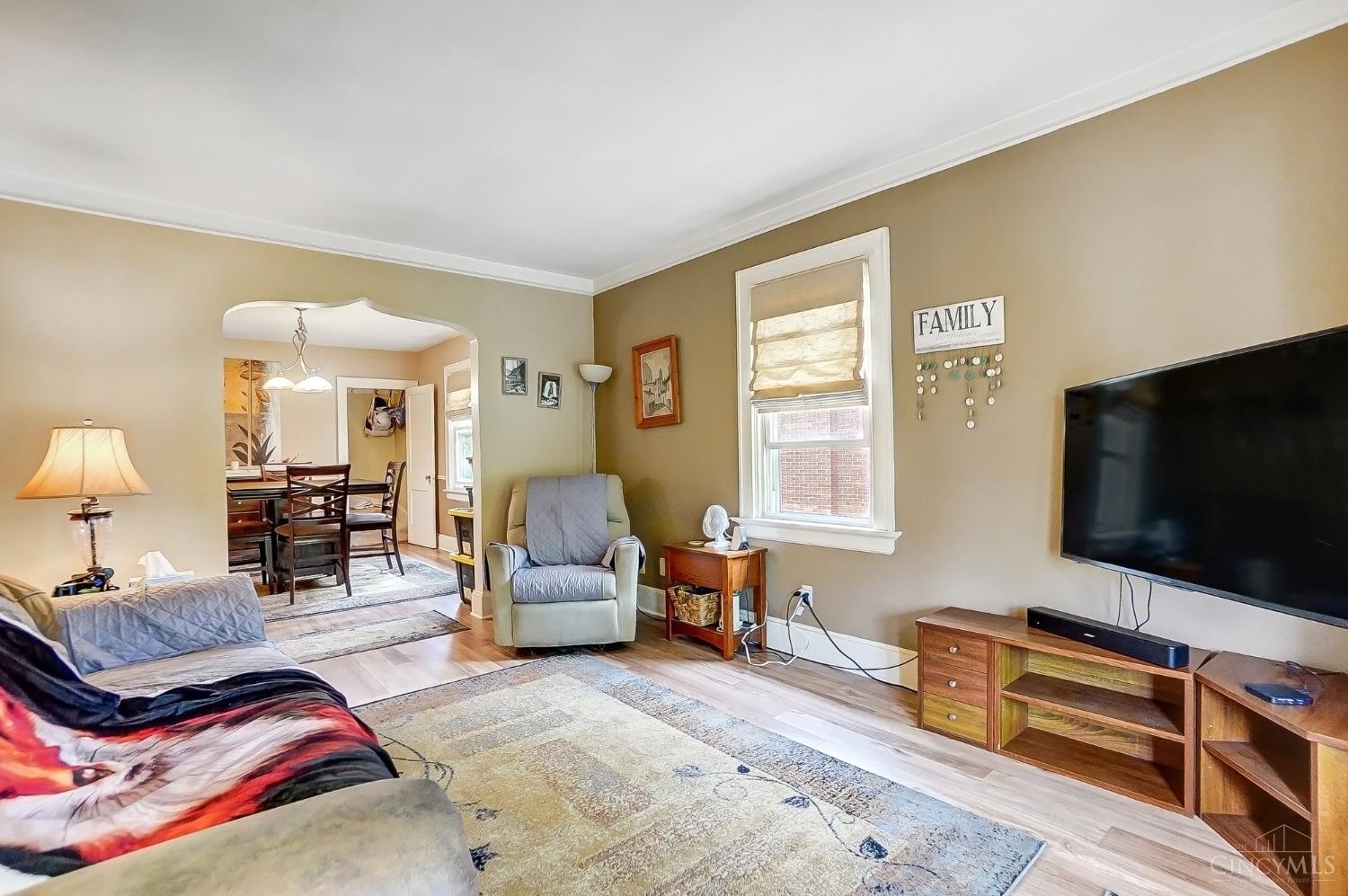 150 Ridgeway Road Cincinnati, OH 45216 - Photo 6 of 29