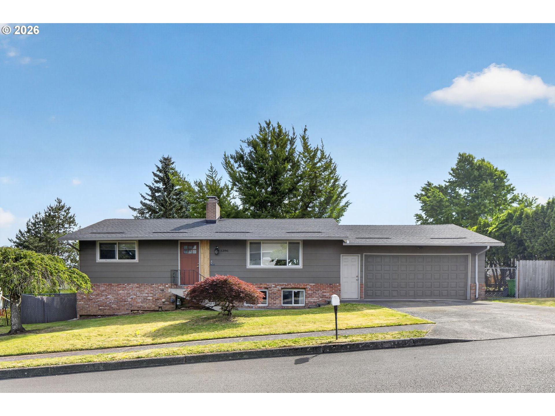 1386 Southwest 4th Street Gresham, OR 97080 - Photo 1 of 28