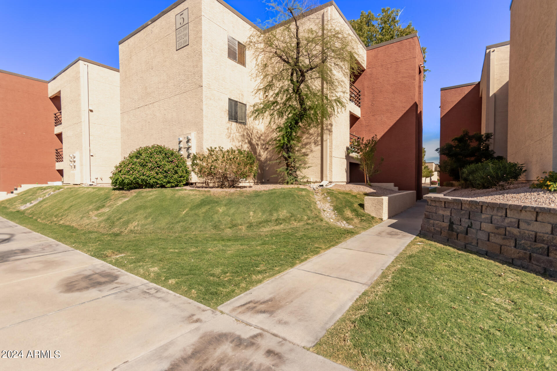 01 Recker 1340 UNIT 240