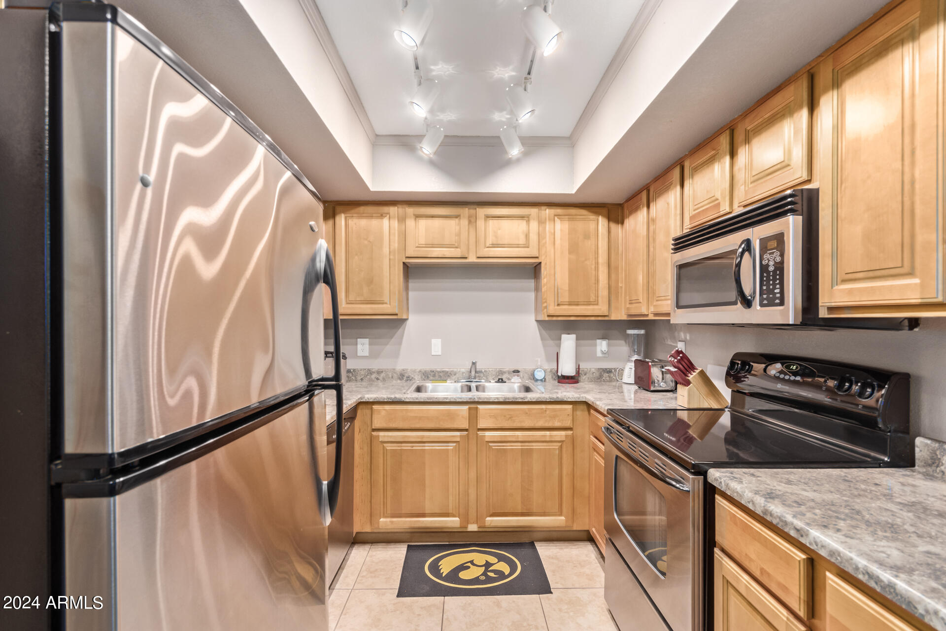 07 Recker 1340 UNIT 240