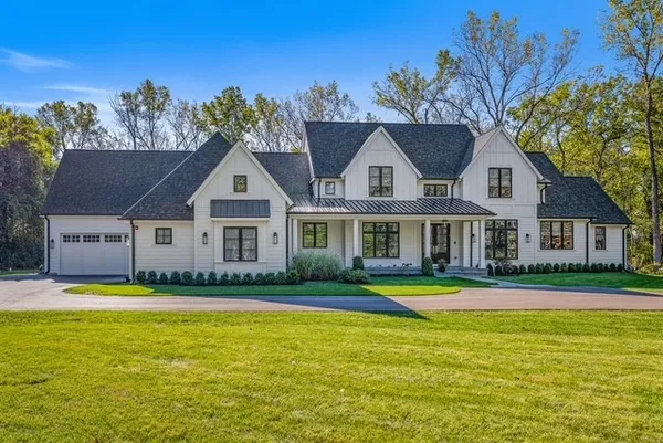 $2,850,000 | 2701 Daiquiri Drive, Riverwoods, IL 60015