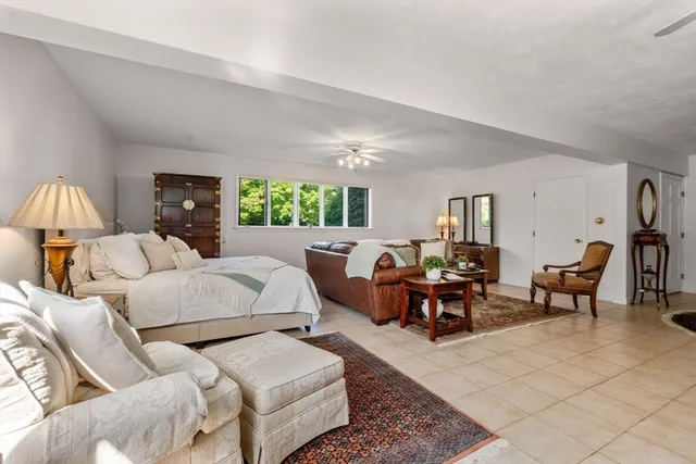 $1,300,000 | 6 Gavin Circle, Stoneham, MA 02180