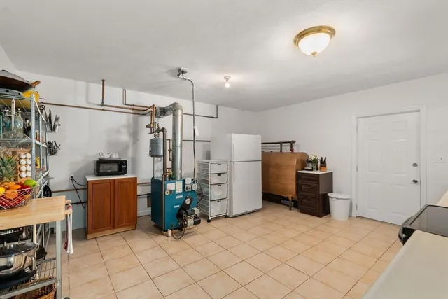 $1,300,000 | 6 Gavin Circle, Stoneham, MA 02180