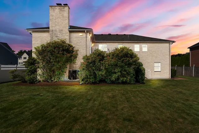 $1,300,000 | 6 Gavin Circle, Stoneham, MA 02180