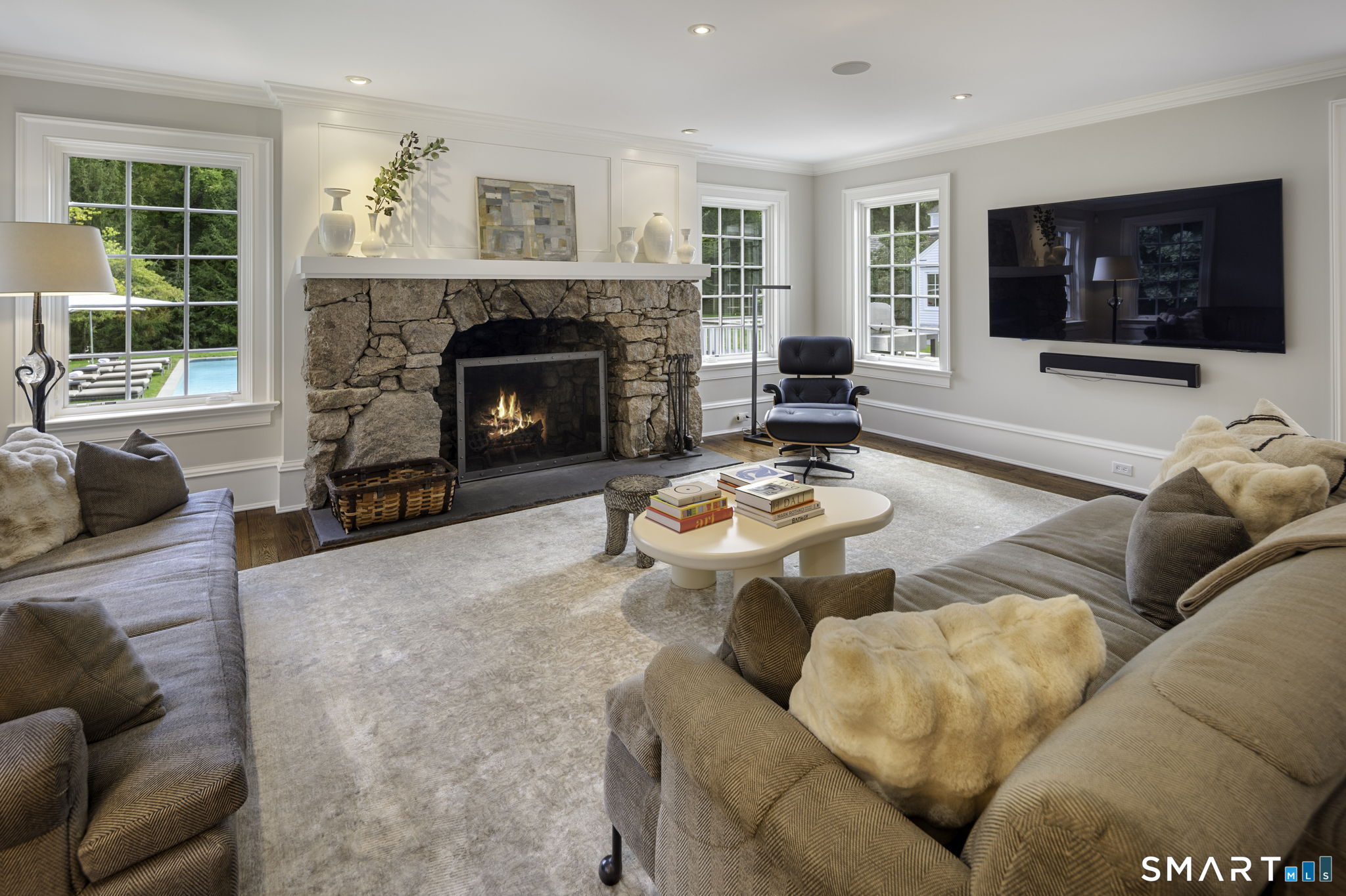 366 Hollow Tree Ridge Road Darien, CT 06820 - Photo 16 of 37