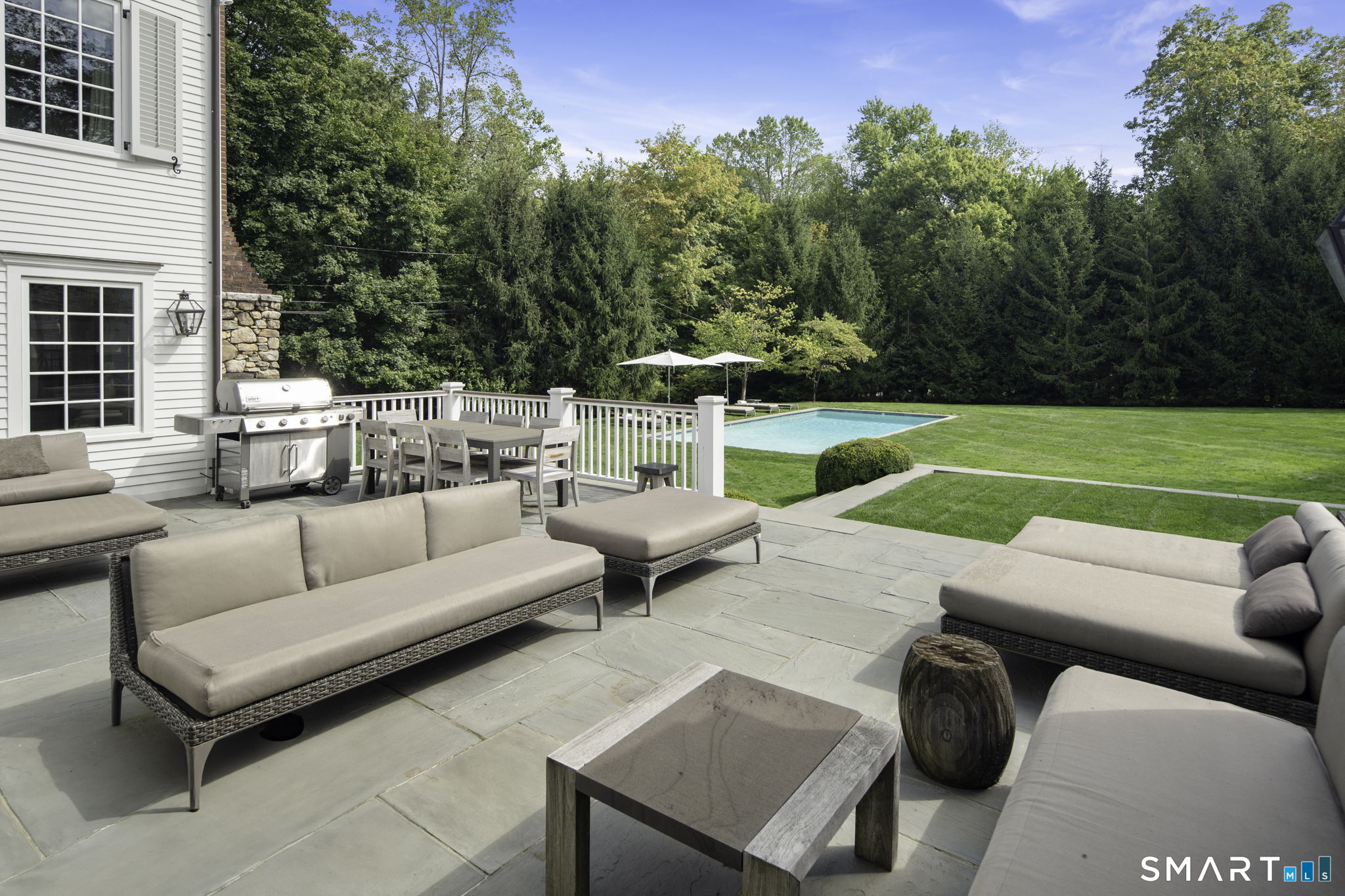 366 Hollow Tree Ridge Road Darien, CT 06820 - Photo 33 of 37