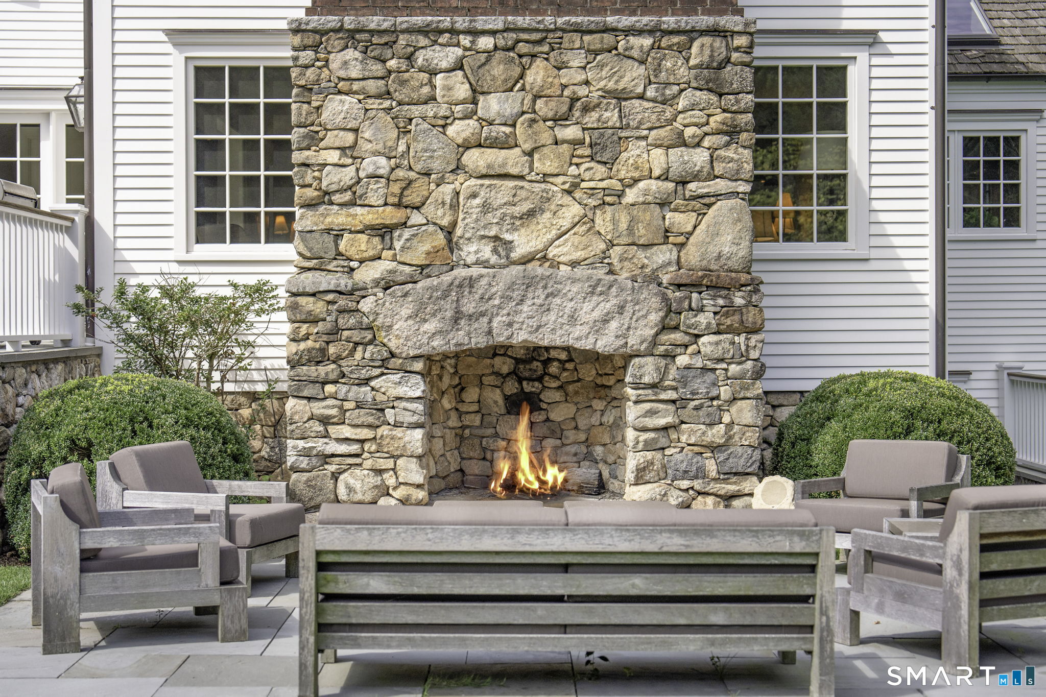 366 Hollow Tree Ridge Road Darien, CT 06820 - Photo 35 of 37