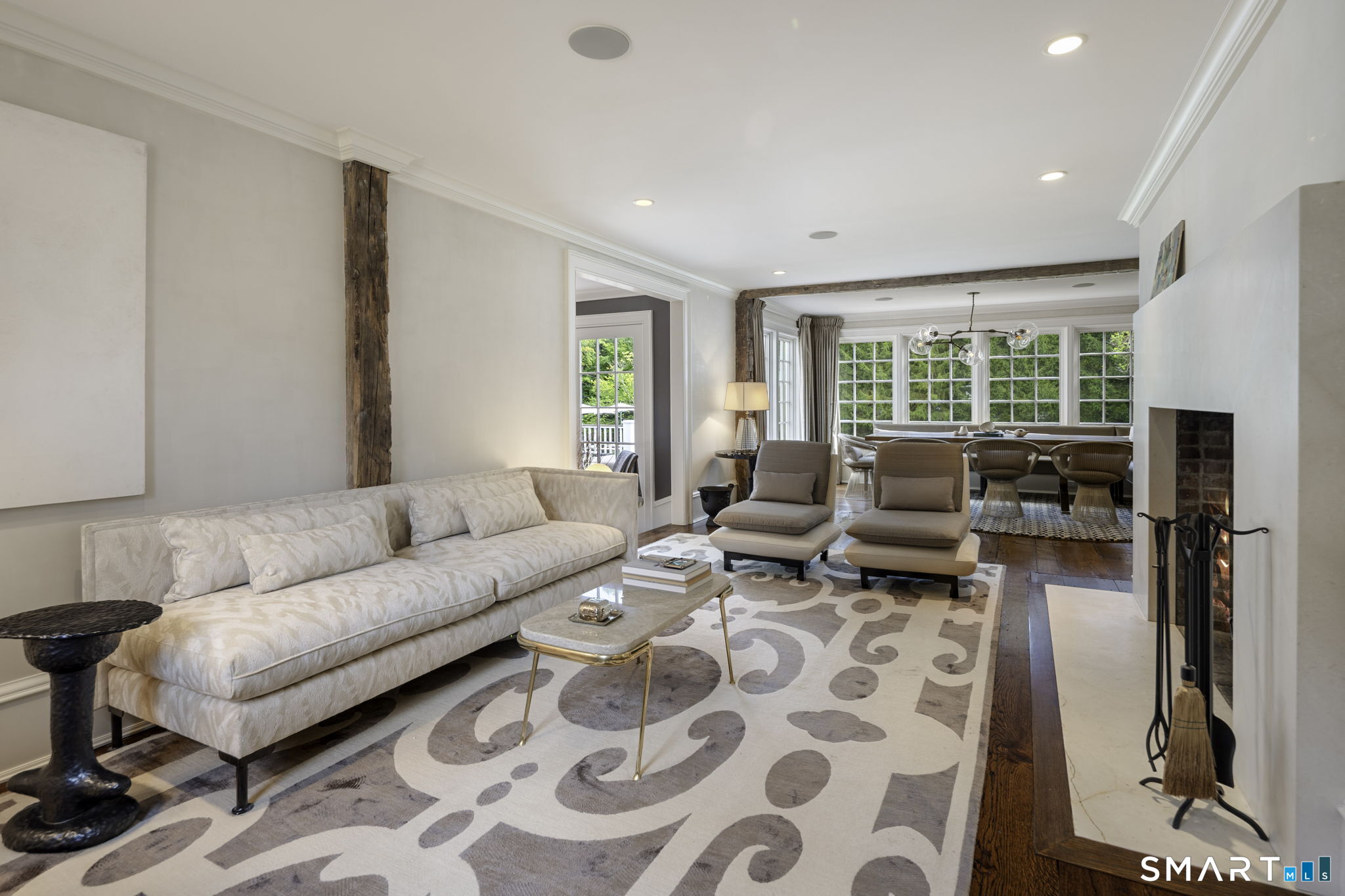 366 Hollow Tree Ridge Road Darien, CT 06820 - Photo 8 of 37