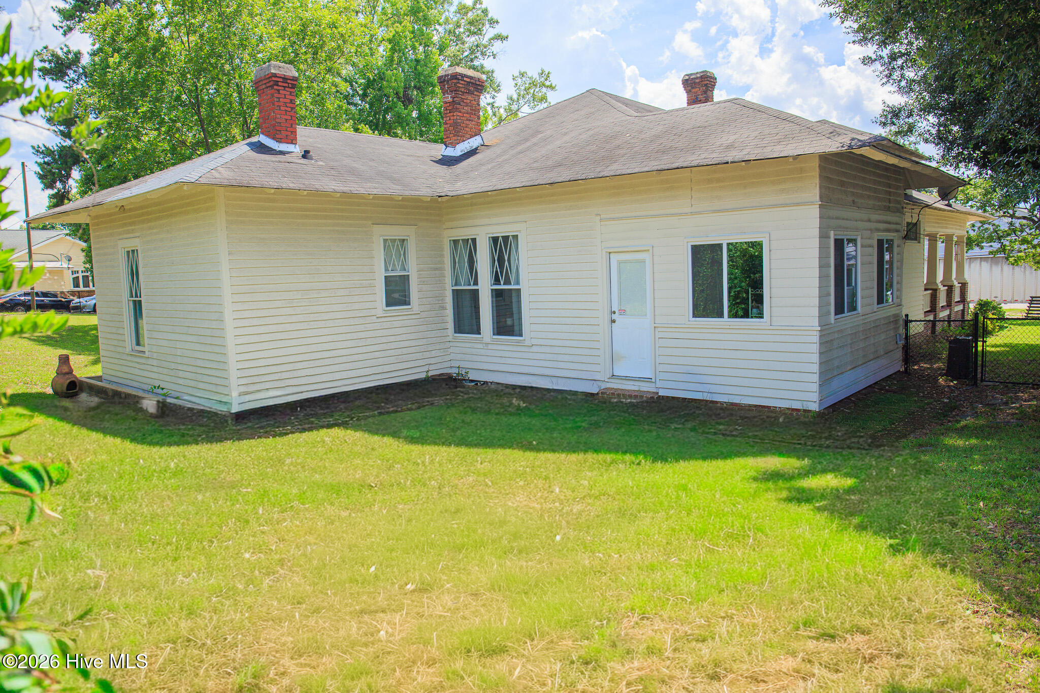 215 South Randolph Street Rockingham, NC 28379 - Photo 2 of 24