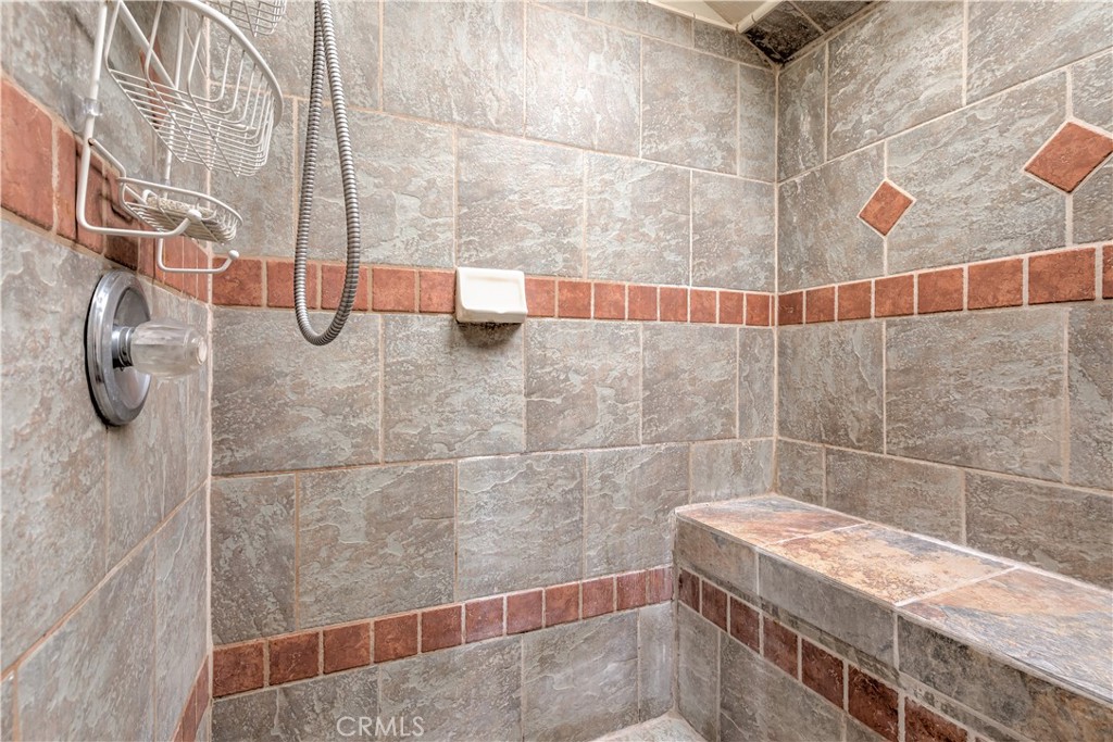1044 Mt Ida Road Oroville, CA 95966 - Photo 30 of 44 a bathroom with a shower