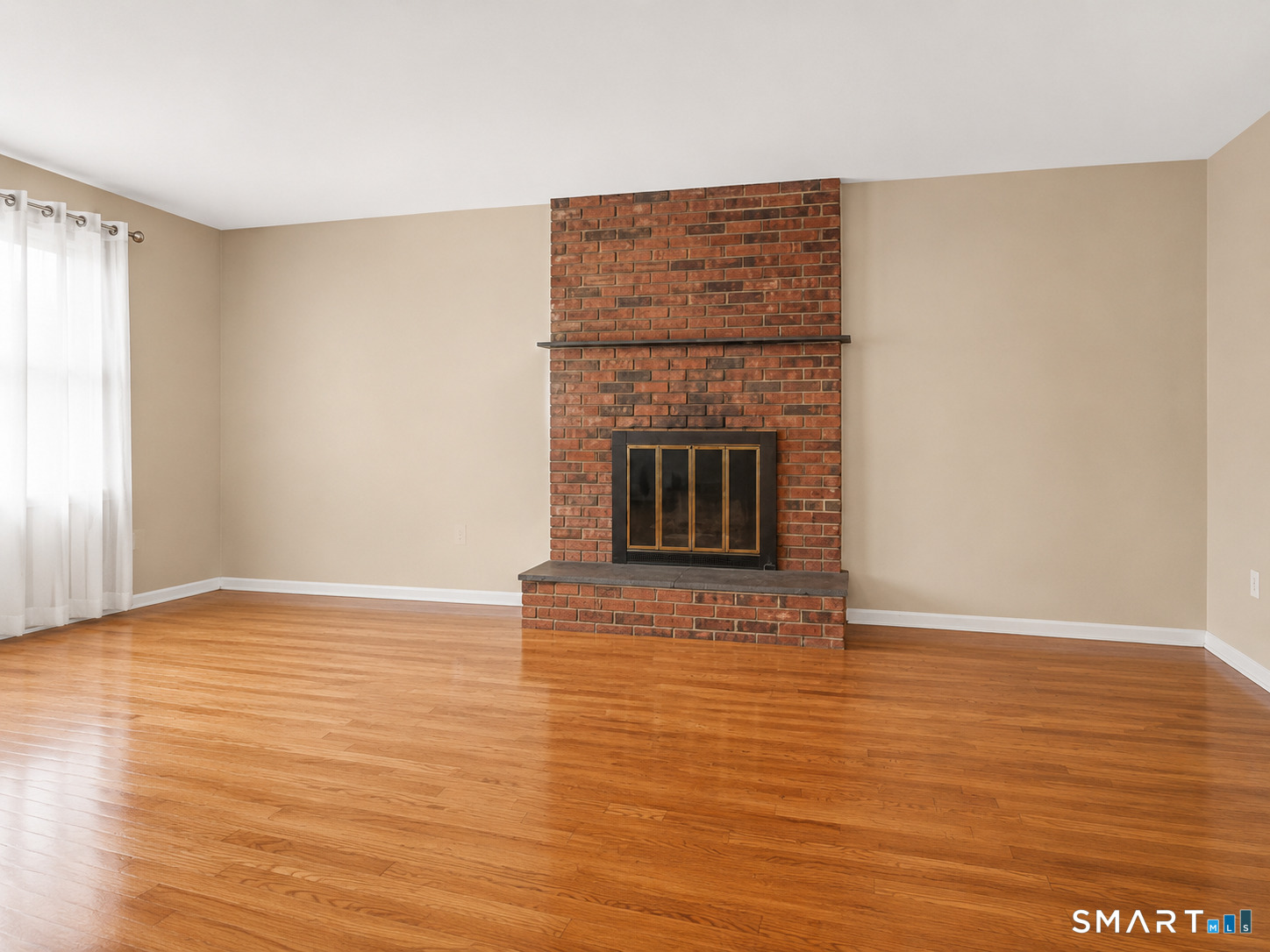 89 Carriage Path South, Unit 89 Milford, CT 06460 - Photo 4 of 12