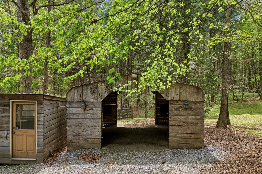 2685 Messer Road Young Harris, GA 30582 - Photo 14 of 77