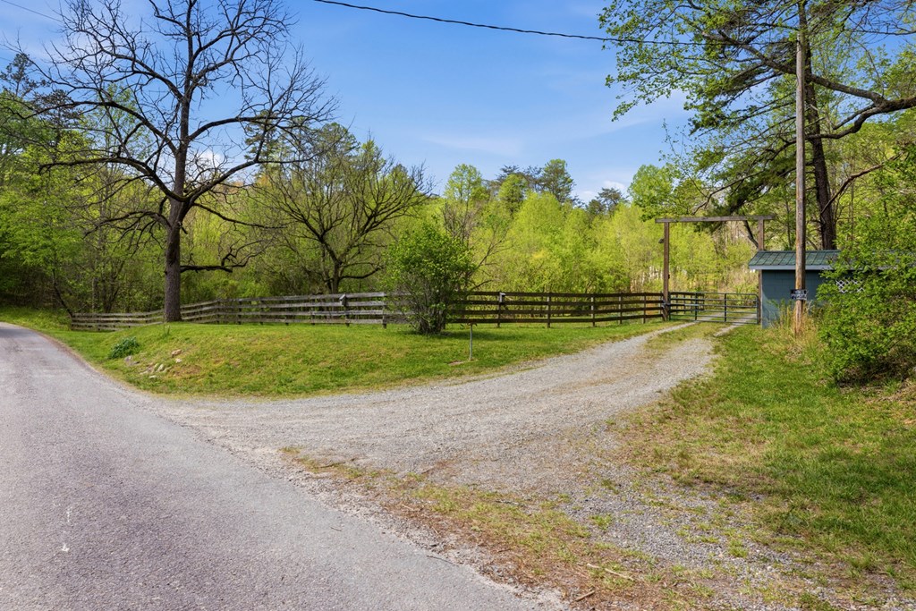 2685 Messer Road Young Harris, GA 30582 - Photo 59 of 77