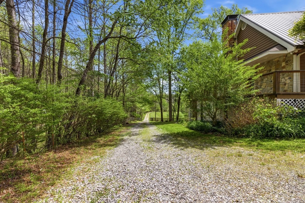 2685 Messer Road Young Harris, GA 30582 - Photo 65 of 77