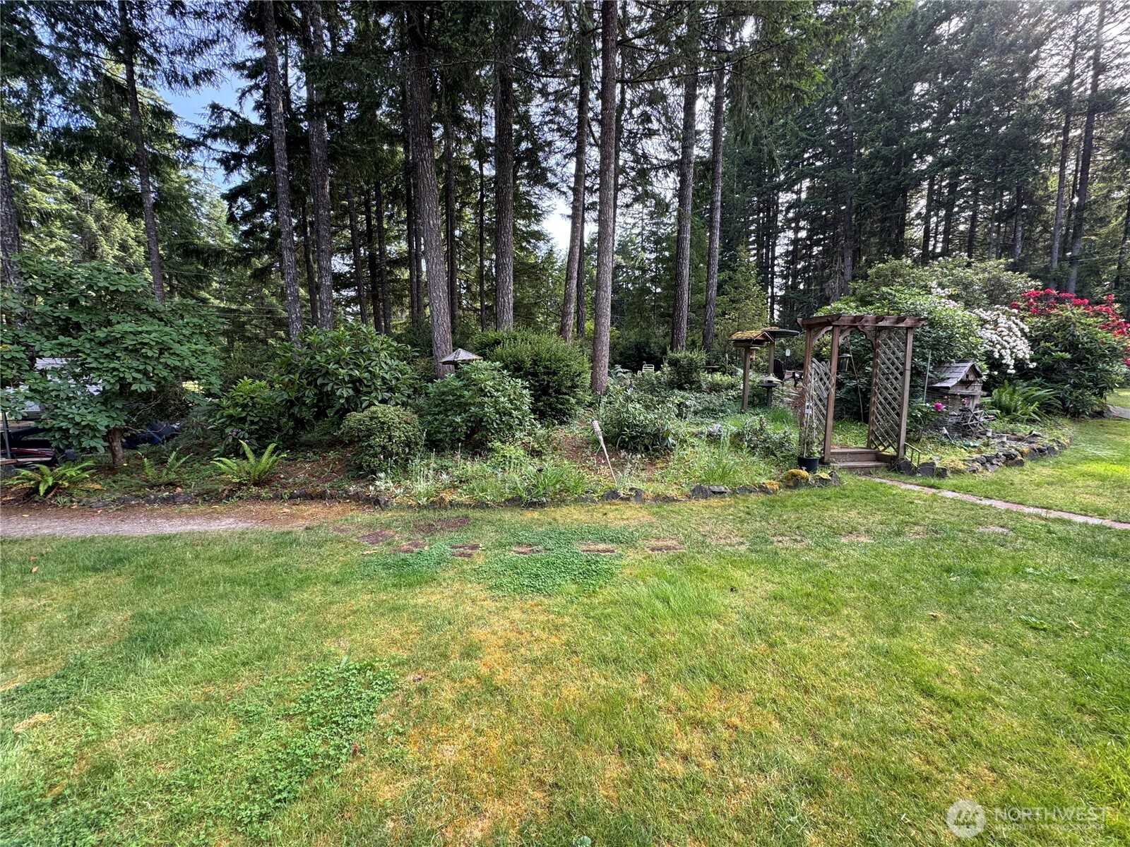 30 Restful Road Grapeview, WA 98546 - Photo 7 of 18 a view of backyard with green space