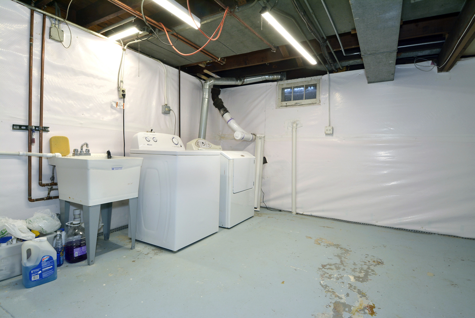 1322 West Central Road Mount Prospect, IL 60056 - Photo 16 of 28 a utility room with dryer and washer