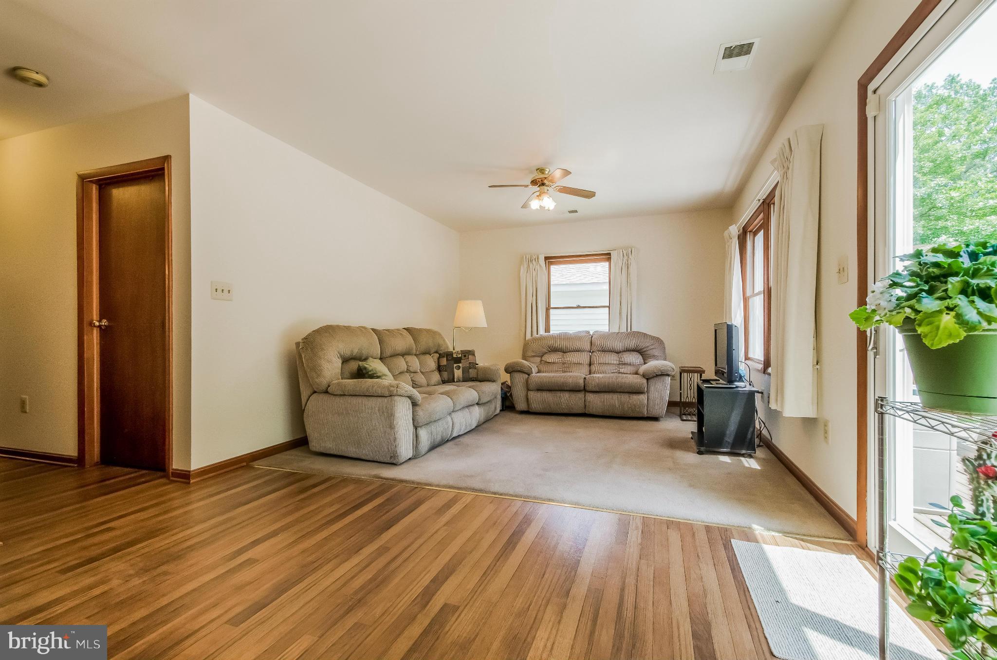 15862 Livingston Road Accokeek, MD 20607 - Photo 15 of 30 Family Room