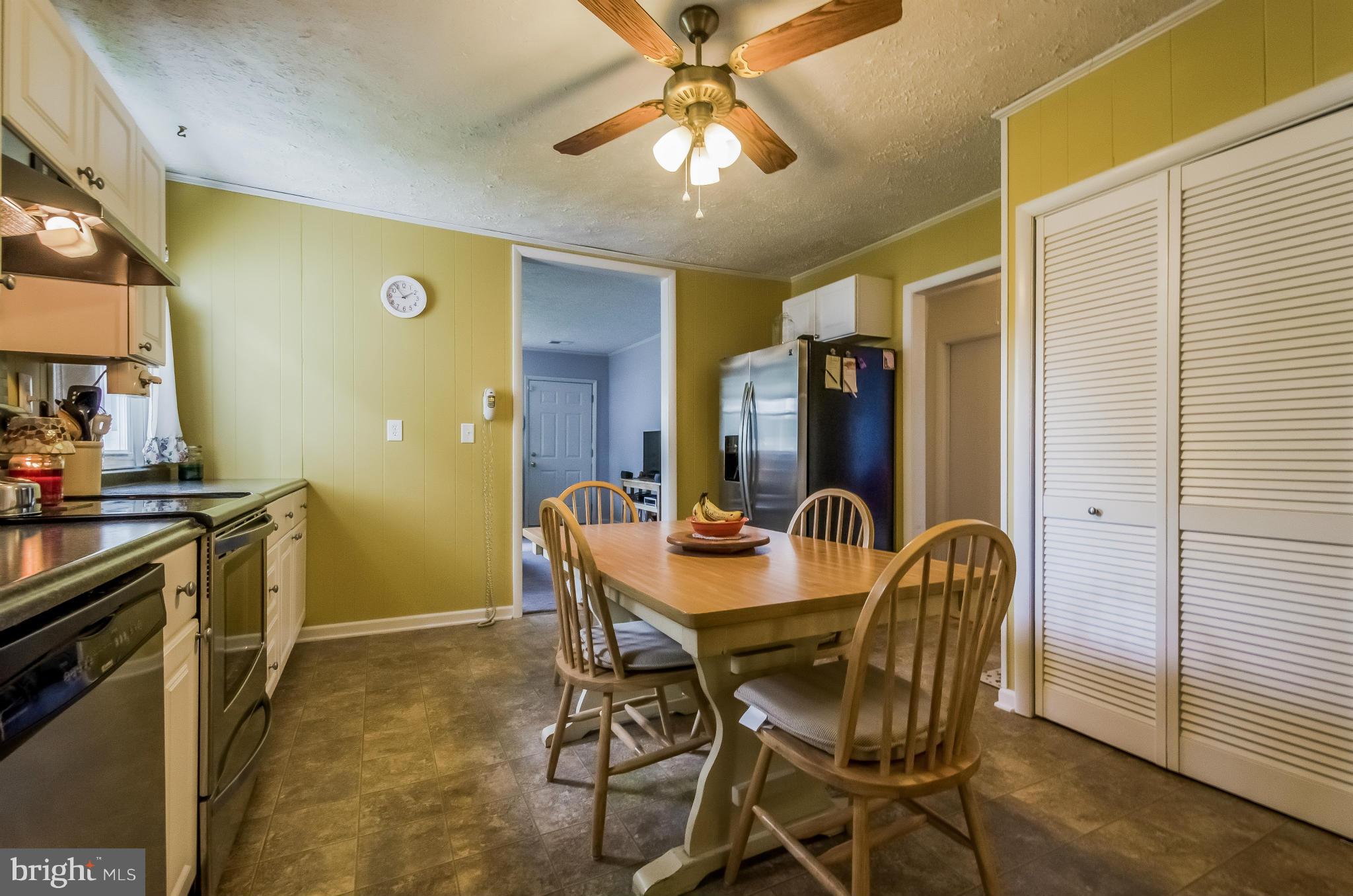 15862 Livingston Road Accokeek, MD 20607 - Photo 10 of 30 Kitchen