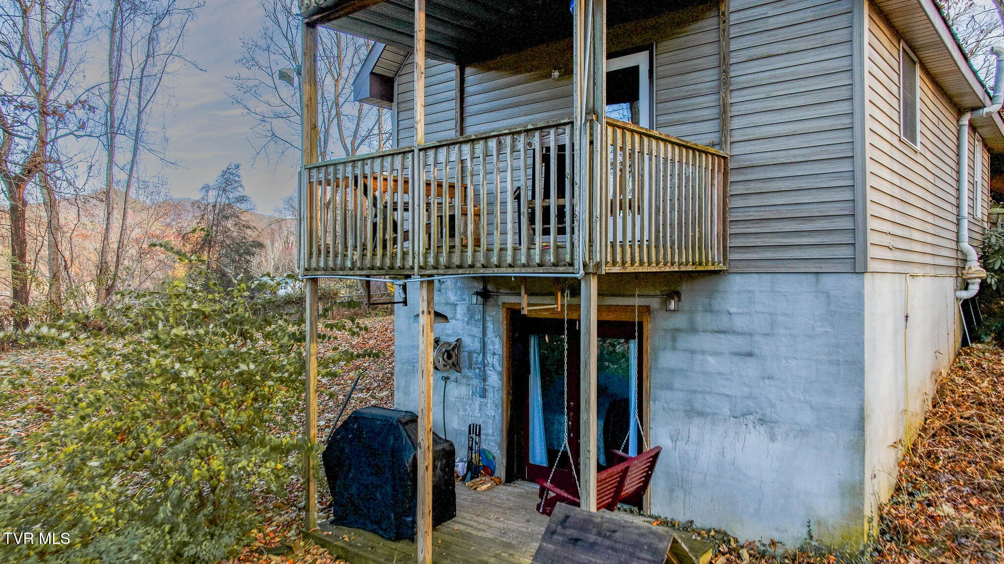 32209 Rambo Street Damascus, VA 24236 - Photo 23 of 24 dji_fly_20251113_161334_0549_17630683867