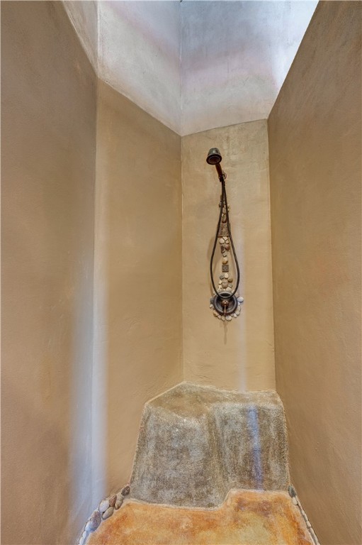 17445 South La Cienega Ranch Road Yucca, AZ 86438 - Photo 22 of 52