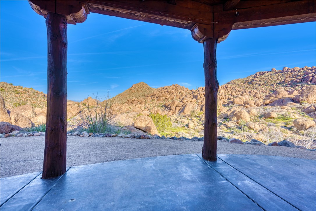 17445 South La Cienega Ranch Road Yucca, AZ 86438 - Photo 29 of 52 a view of a road from a balcony