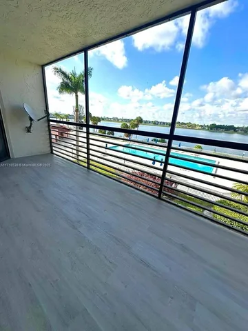 $285,000 | 20840 San Simeon Way, Unit 305, Miami, FL 33179