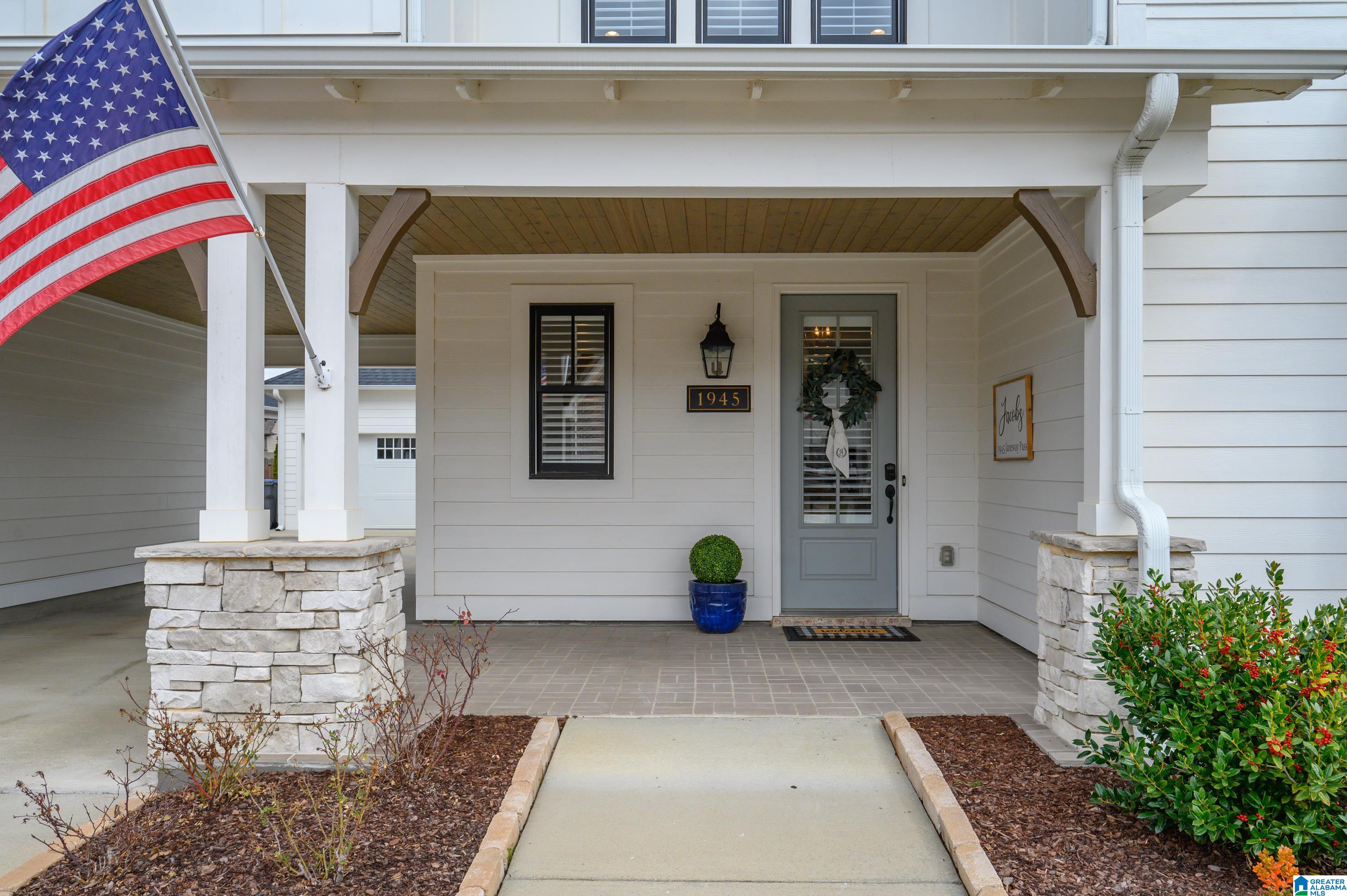 1945 Janeway Pass Birmingham, AL 35244 - Photo 2 of 75