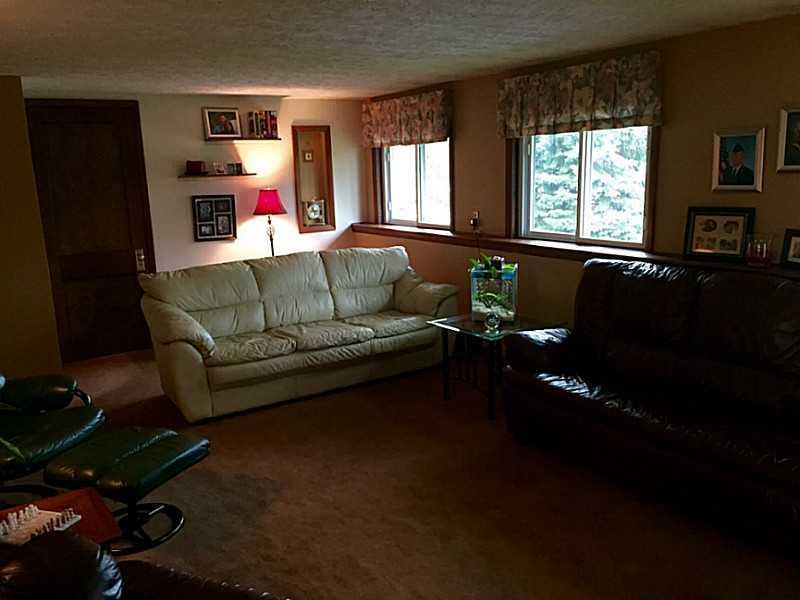 4141 Troy Road Springfield, OH 45502 - Photo 3 of 11