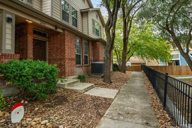 $1,700 | 2642 Grayson Way, San Antonio, TX 78232