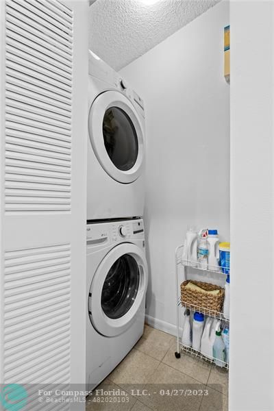 Timberwalk Boca Raton, FL 33428 - Photo 13 of 35 a utility room with dryer and washer