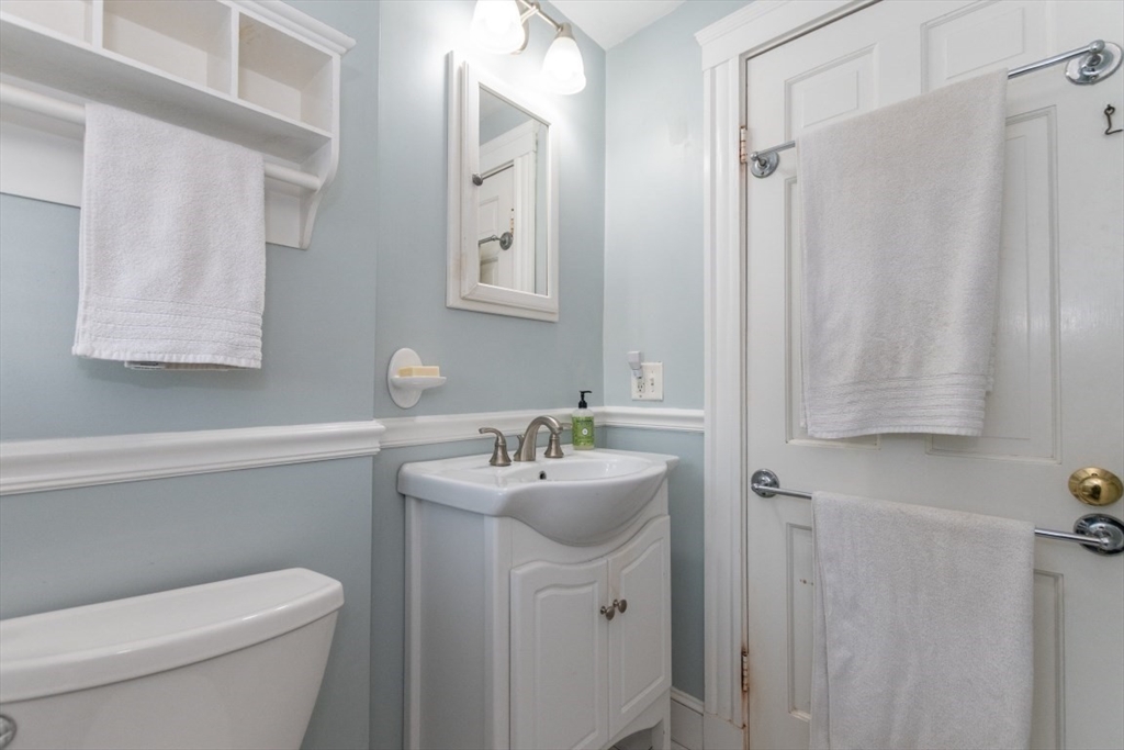 65 Edgehill Road Braintree, MA 02184 - Photo 29 of 39 Gallery Image 29