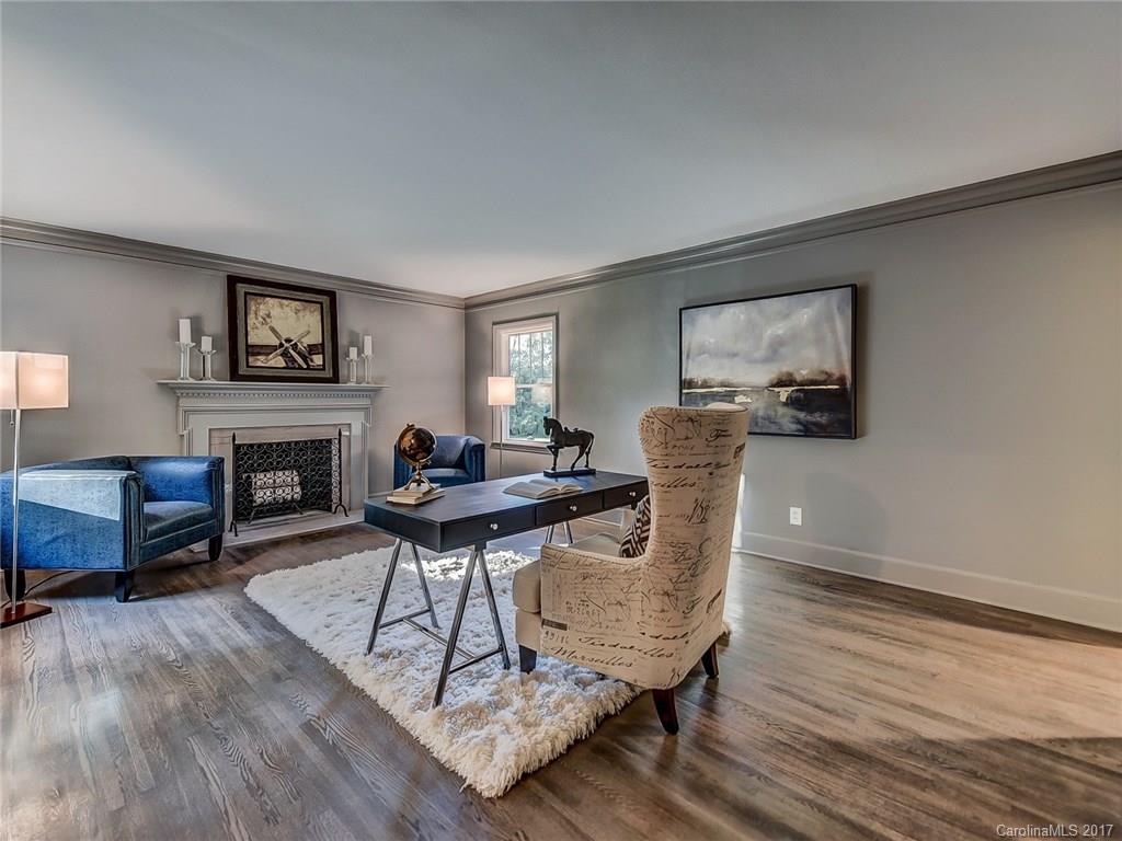 4237 Oldfield Road Charlotte, NC 28226 - Photo 5 of 24 Gallery Image 5