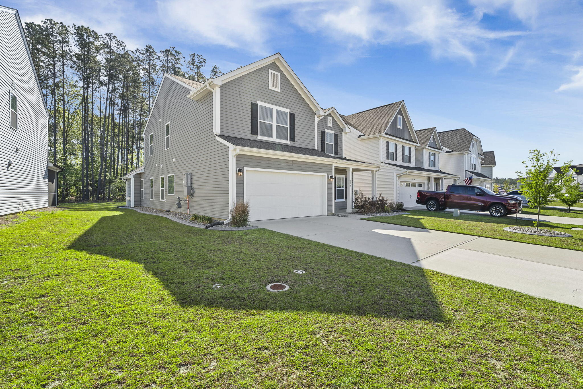 128 Surfbird Road Summerville, SC 29486 - Photo 3 of 43 3-web-or-mls-BARCLAY MEDIA CO-47