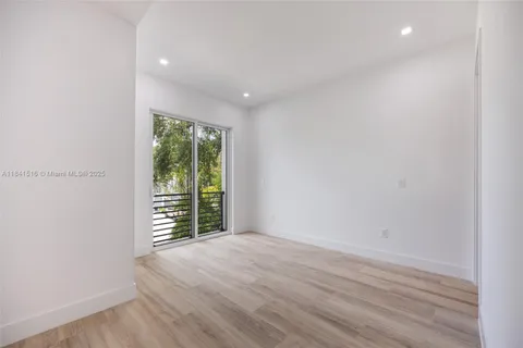 $1,575,000 | 3164 Plaza Street, Coconut Grove, FL 33133