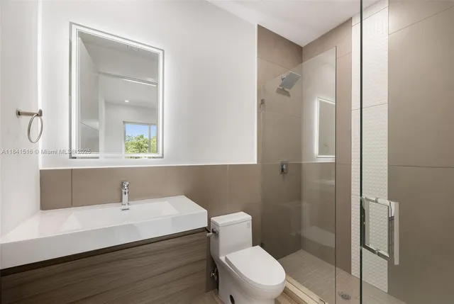 $1,575,000 | 3164 Plaza Street, Coconut Grove, FL 33133